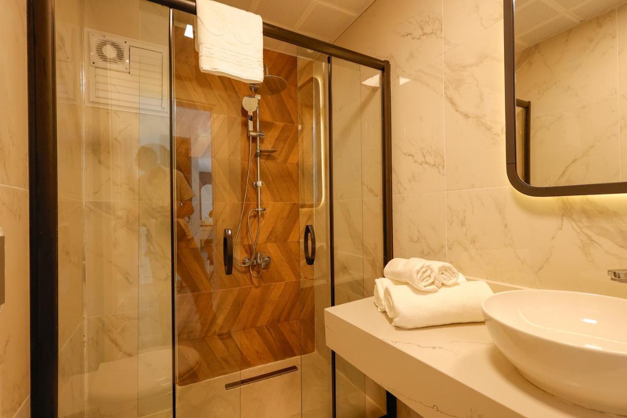 Forest In Hotel كمر المظهر الخارجي الصورة